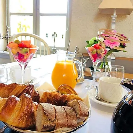 Chateau D'origny, D'hotes Et Restaurant Gastronomique Ouches