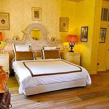 Chateau D'origny, D'hotes Et Restaurant Gastronomique Alojamento de Acomodação e Pequeno-almoço Ouches