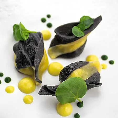 Alojamento de Acomodação e Pequeno-almoço Chateau D'origny, D'hotes Et Restaurant Gastronomique