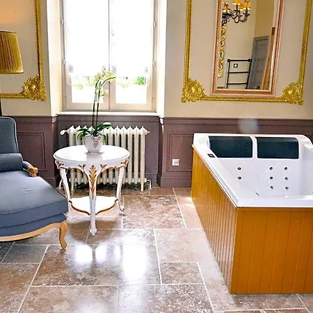 Chateau D'origny, D'hotes Et Restaurant Gastronomique Alojamento de Acomodação e Pequeno-almoço Ouches