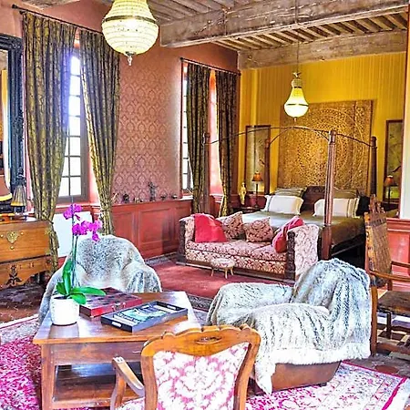 Alojamento de Acomodação e Pequeno-almoço Chateau D'origny, D'hotes Et Restaurant Gastronomique 4*