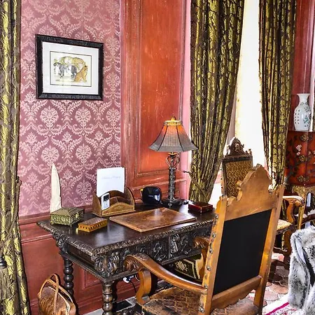 Alojamento de Acomodação e Pequeno-almoço Chateau D'origny, D'hotes Et Restaurant Gastronomique